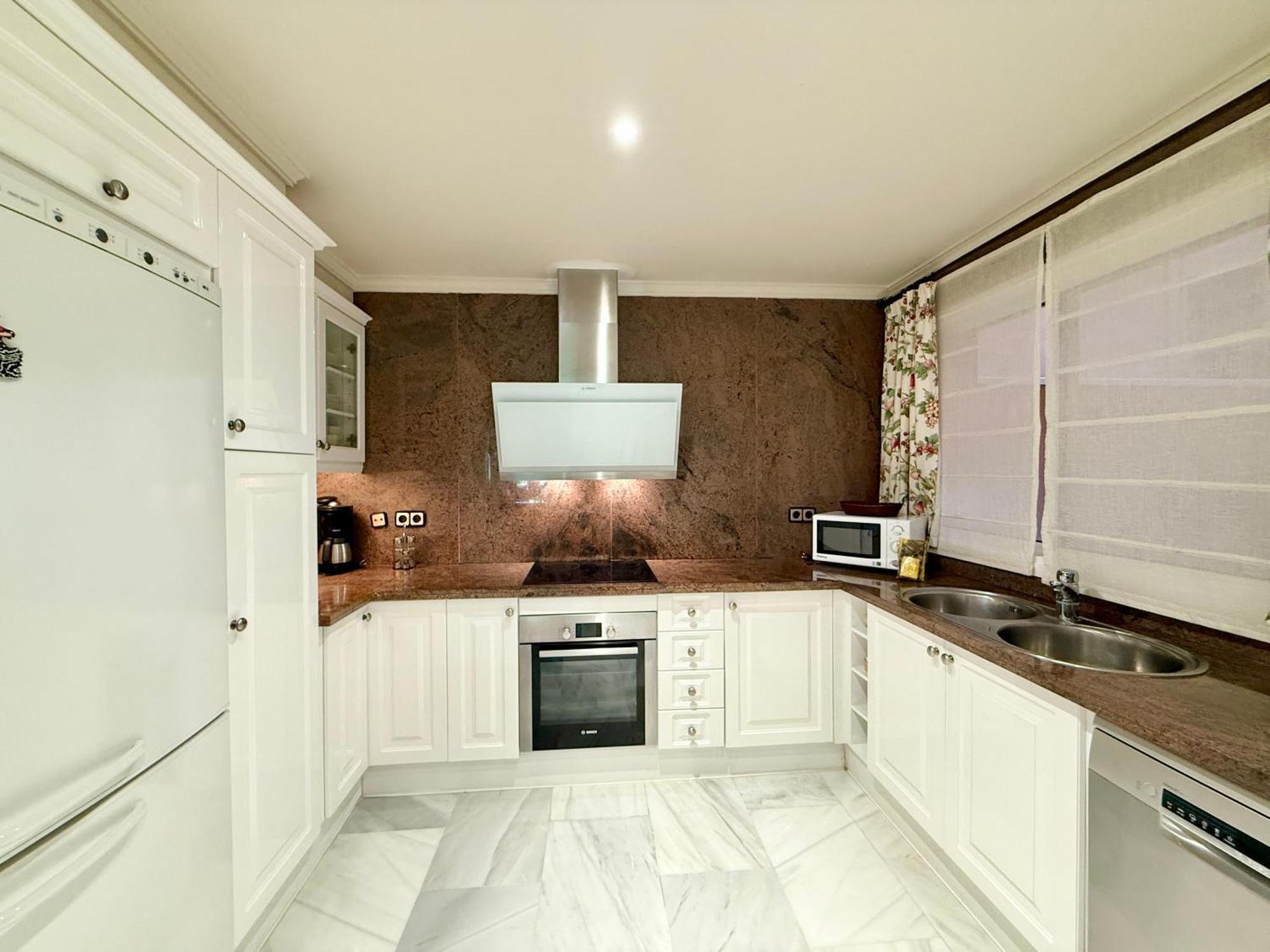 Golfers Paradise Magna - Eaw Homes Apartment